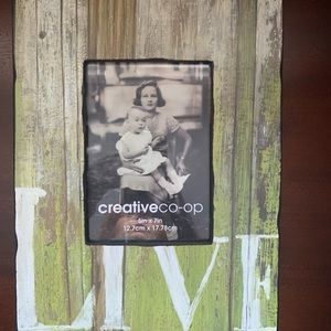 NEW Green Shabby Chic Picture Frame with “Live” Text - Fits 5x7 Photo